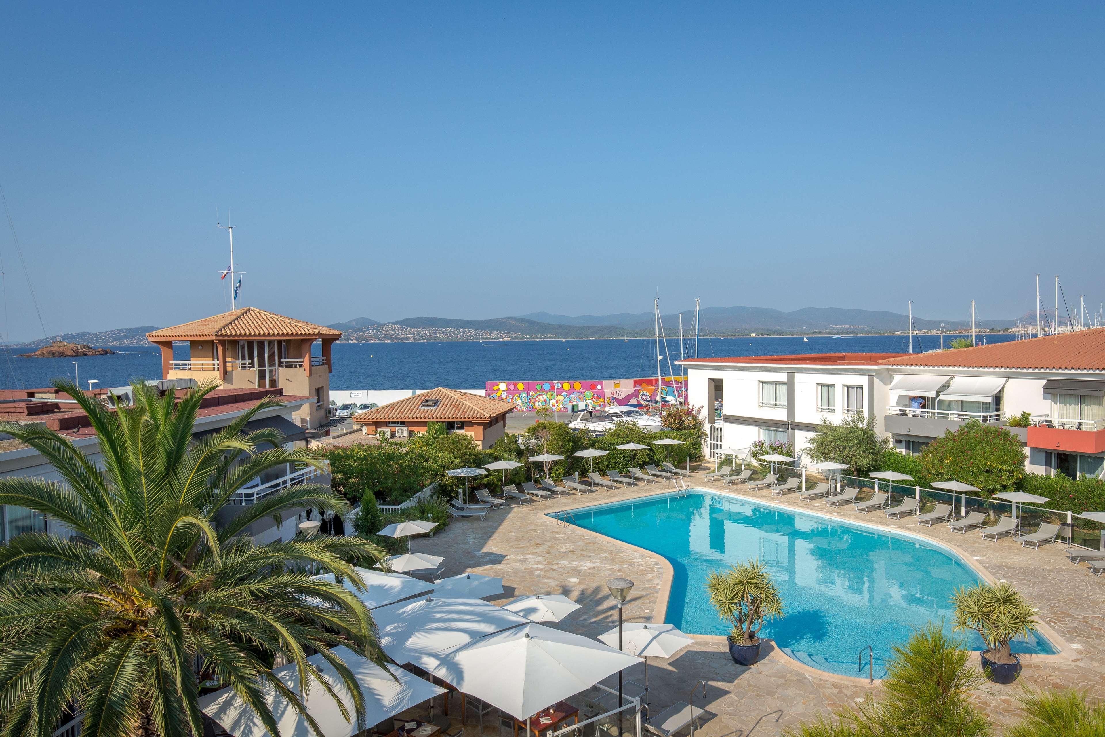 Best Western Plus La Marina Saint-Raphaël Exterior foto