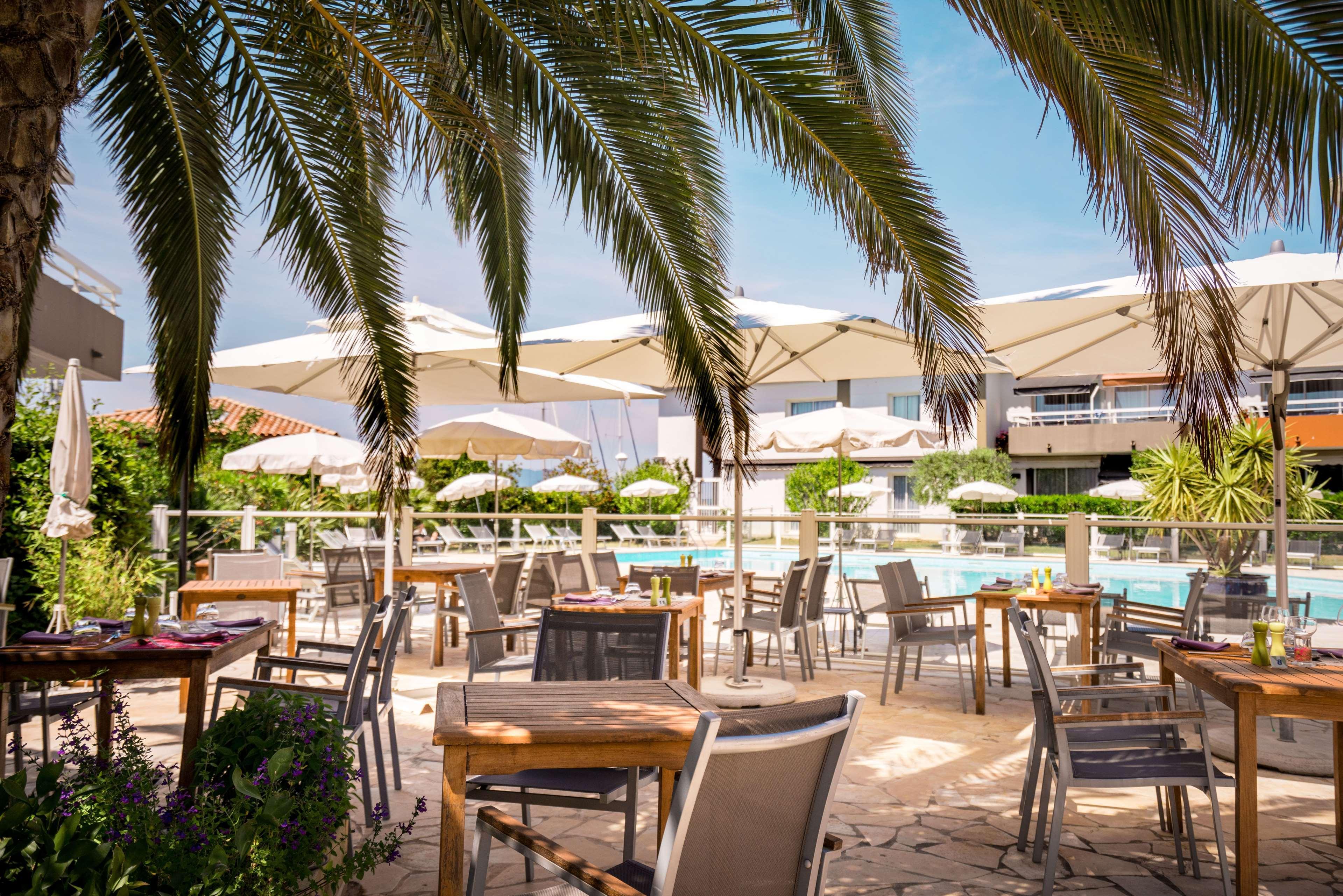 Best Western Plus La Marina Saint-Raphaël Exterior foto