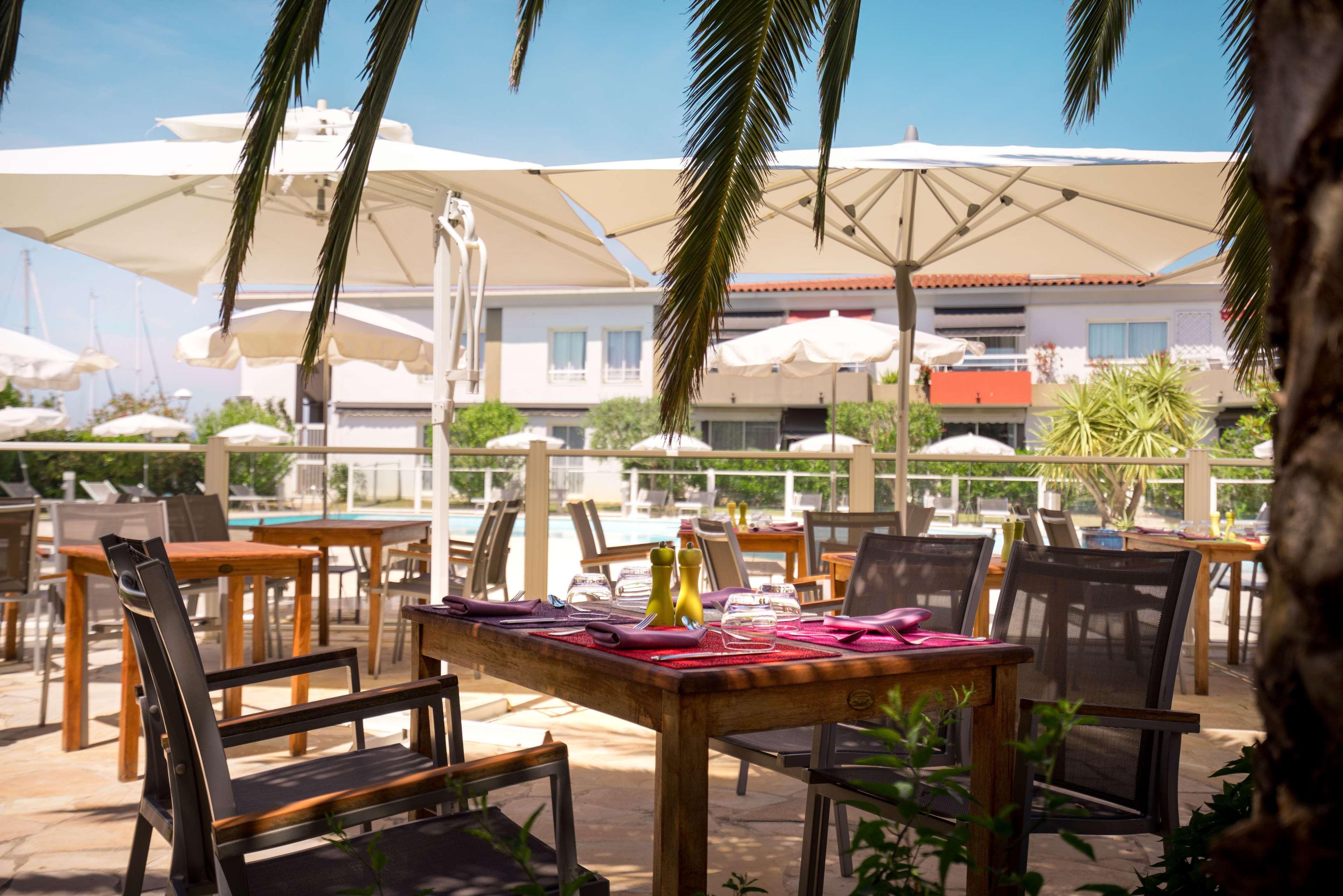 Best Western Plus La Marina Saint-Raphaël Exterior foto