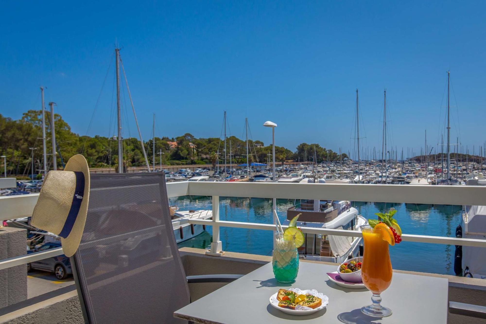 Best Western Plus La Marina Saint-Raphaël Exterior foto
